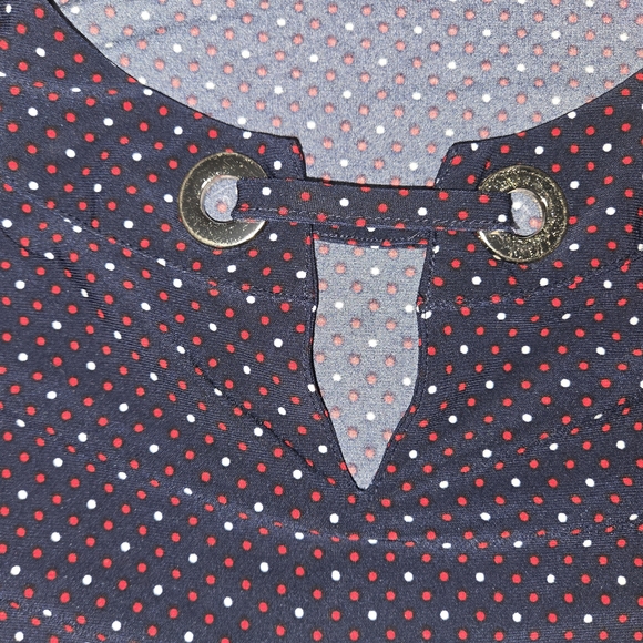 Tommy Hilfiger Sleeveless Red, White, Blue Top w Keyhole Neck - Picture 6 of 7